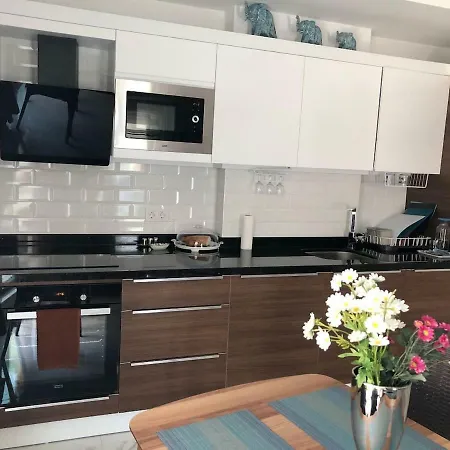 1+1, Elite Marine Residence, Center 公寓