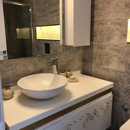 1+1, Elite Marine Residence, Center 阿拉尼亚