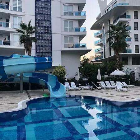 1+1, Elite Marine Residence, Center 公寓